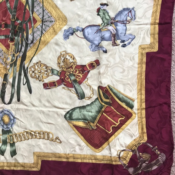 Silk scarf - Picture 4 of 6